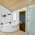 Awesome In With Sauna Hébergement de vacances